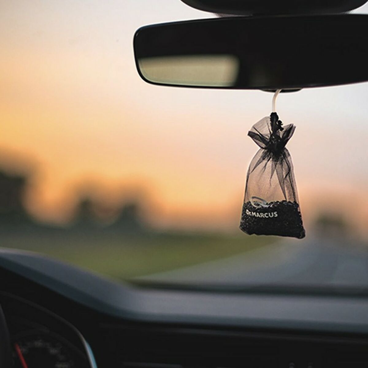 Auto Lufterfrischer Dr Marcus Fresh Bag black Parfüm Pochette - Car Schutz